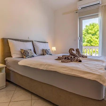 Διαμέρισμα Rok 5 By Interhome *