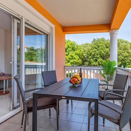 Rok 5 By Interhome 아파트 풀라