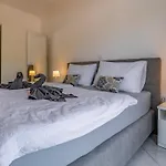 Apartamento Rok 5 By Interhome